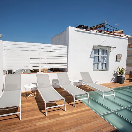 Basic Hotel Sevilla Catedral Exterior photo
